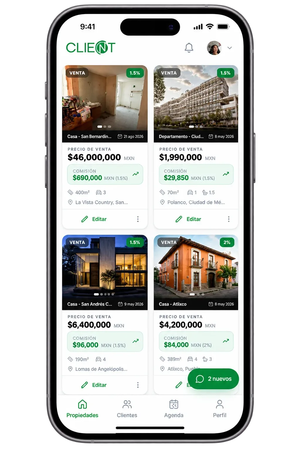 App real de Client en un iPhone: propiedades con la comisión en verde y pestañas Propiedades, Clientes, Agenda y Perfil