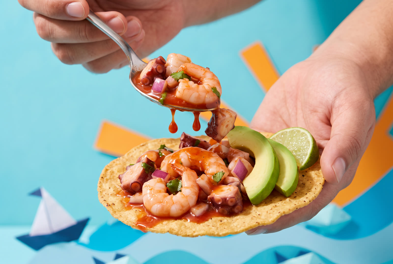Tostada armada pieza por pieza